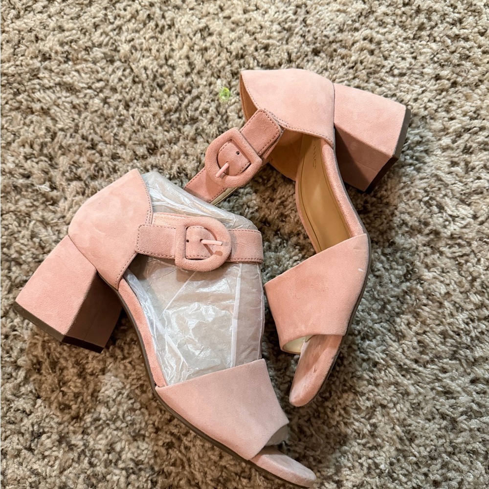Vionic Blush Pink Block Heel Sandals